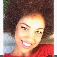 Elayne Cristina