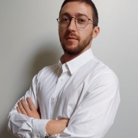André Lobo
