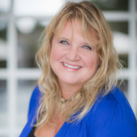 Lynne Edris