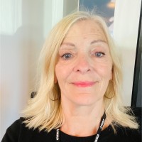 Lisbeth Larsen