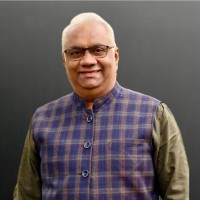Kannan R