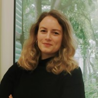 Dr. Julia Behrens