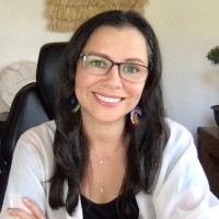 Analia Castanos-Davis, Lmhc