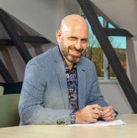 Thomas Vangelos