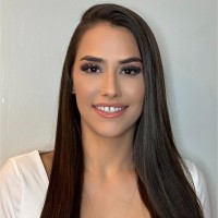Dr Thais Martins
