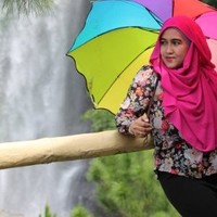 Titin Rustini