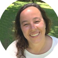 María F.