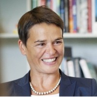 Ina Schils