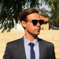 Ethan Riddell
