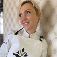 Flora R.