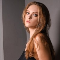 Yana S.
