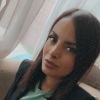Karima hamdani