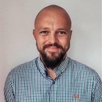 Dr Shaun Benzon
