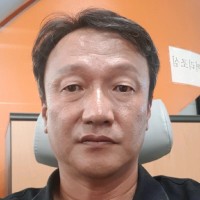 김준곤
