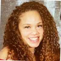 Dominique S.