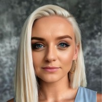 Chloe Cheval