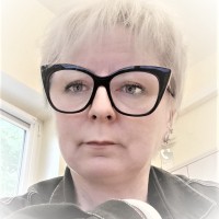 Izabela Dzida, Mba