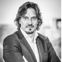 Dr. Bert Carl Schindler