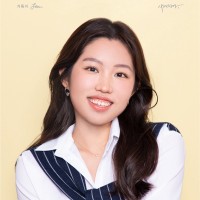 Chloe Ong