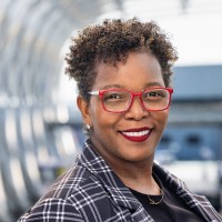 Regina Donithan, Mba