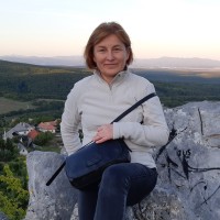 Katalin Mràz