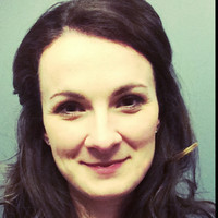 Amy Macneil,Falu,Flmi