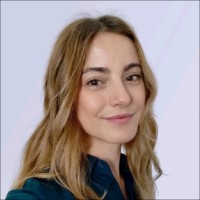 María Caravantes