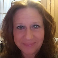 Wendi Holden