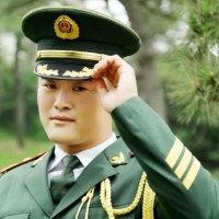 侯明俊