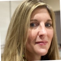 Sonia Dean