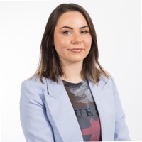Lauren Queffelean