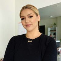 Julie Carlos