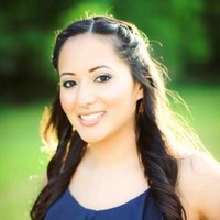 Lilian Andrado, Mba