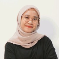 Suci Rohmayni