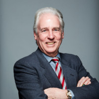 Bruce Bennett