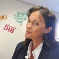 Yolande Ludick