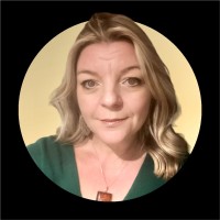 Michelle Knight 🍇🥂🍾