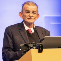 Martin Lee