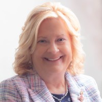 Lynne Carver Seay, Varp