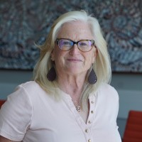Tracy Baker, Aia