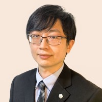 左亦根