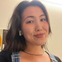 Izzie Kim