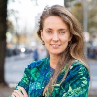 Lynn Van Leerzem