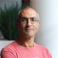 Akan Demir