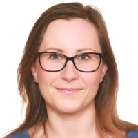 Eva Dolnikova