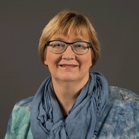 Sylvia Piek