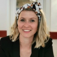 Lisa Dostert