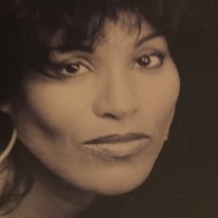 Mimy Shields