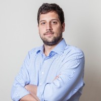 Eduardo Carvalho Simone Pereira