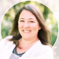 Adrienne Deruyck